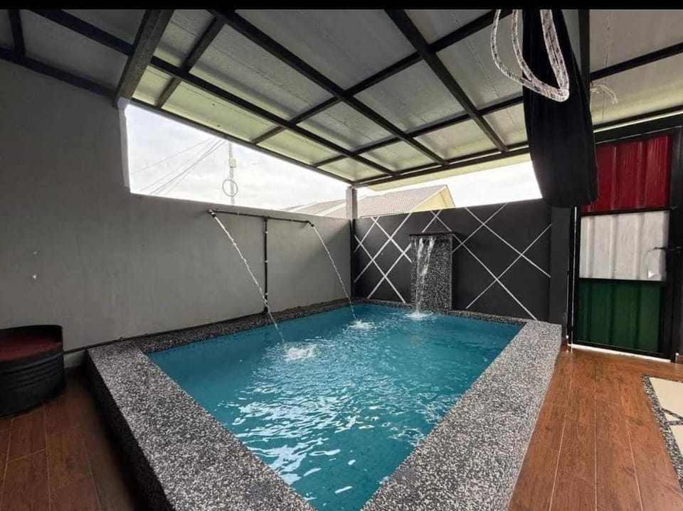 HOMESTAY TERATAKMUSLIM KHAIRUL&ROZAINI Melaka Vacation rental in Malacca