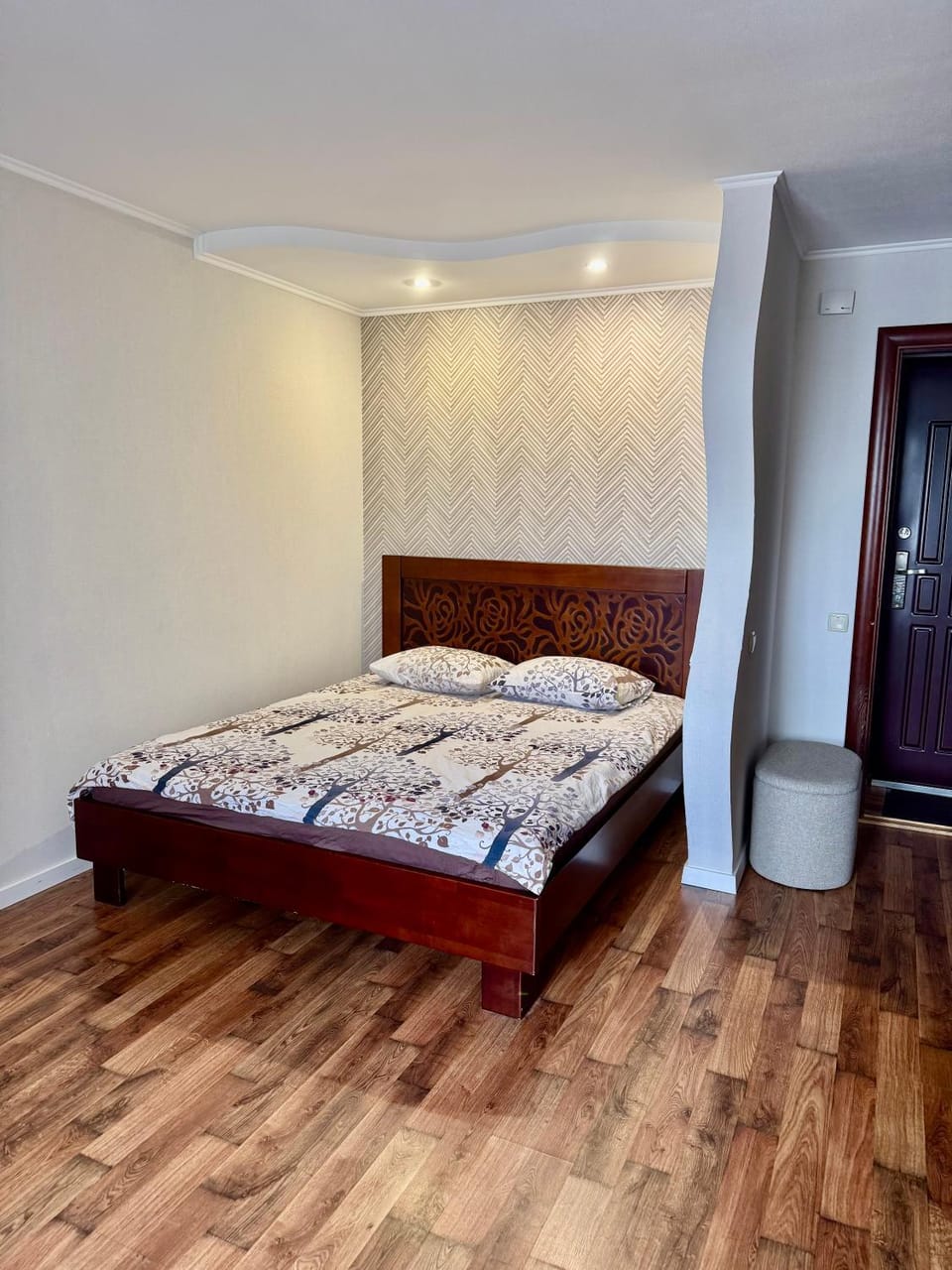 Квартира на березі Дніпра у новому будинку! Apartment in Ukraine