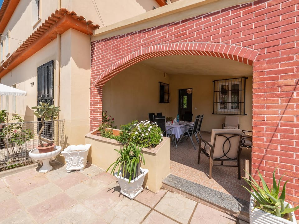 Property building, Patio, Garden view