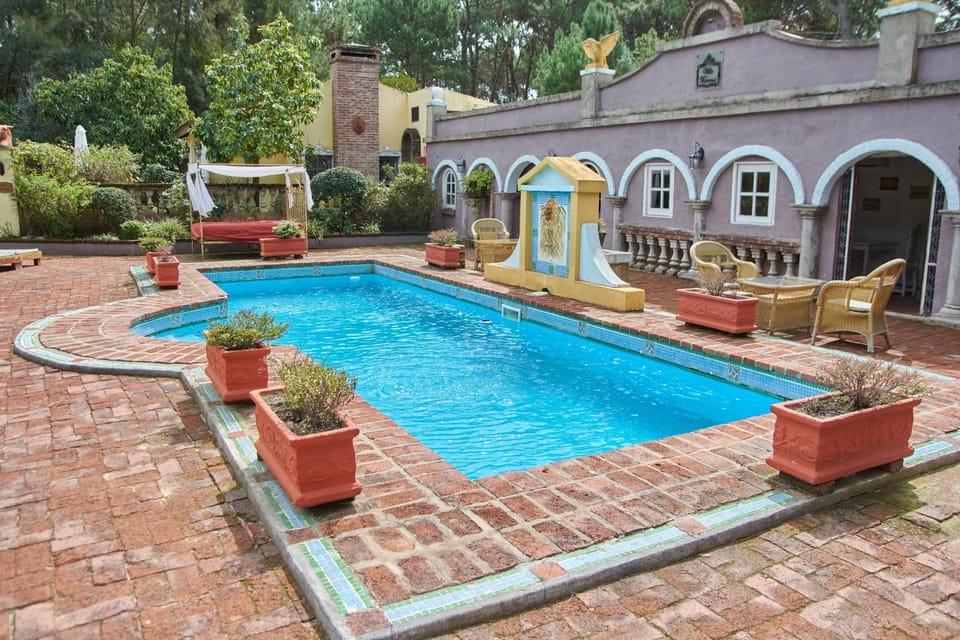 Swimming pool, Swimming pool