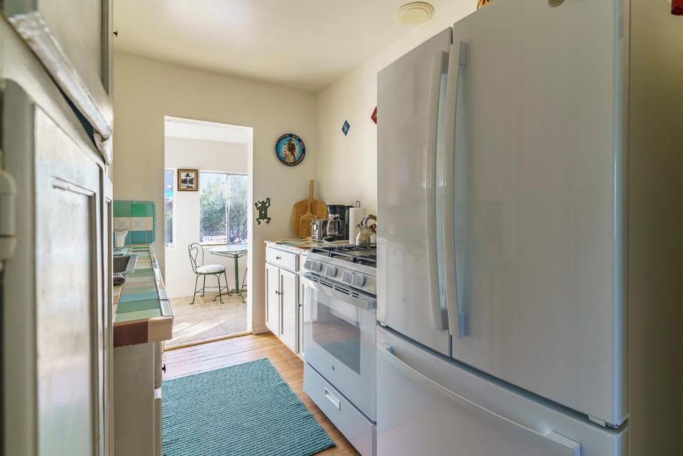 Kitchen or kitchenette, kitchen