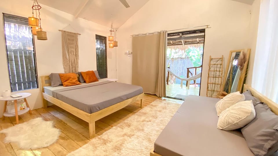 Photo of the whole room, Seating area, Bedroom, Breakfast