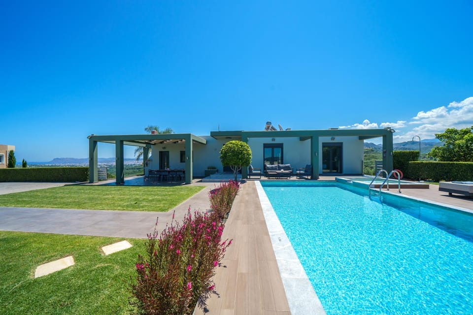 Property building, View (from property/room), City view, Garden view, Swimming pool