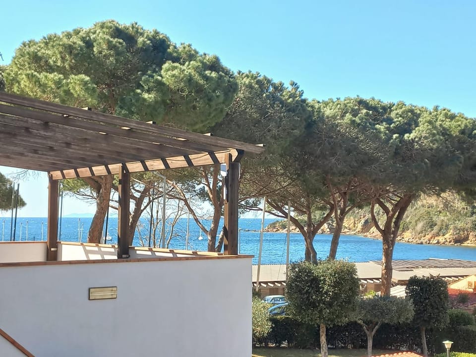 Day, Natural landscape, View (from property/room), Balcony/Terrace, Sea view