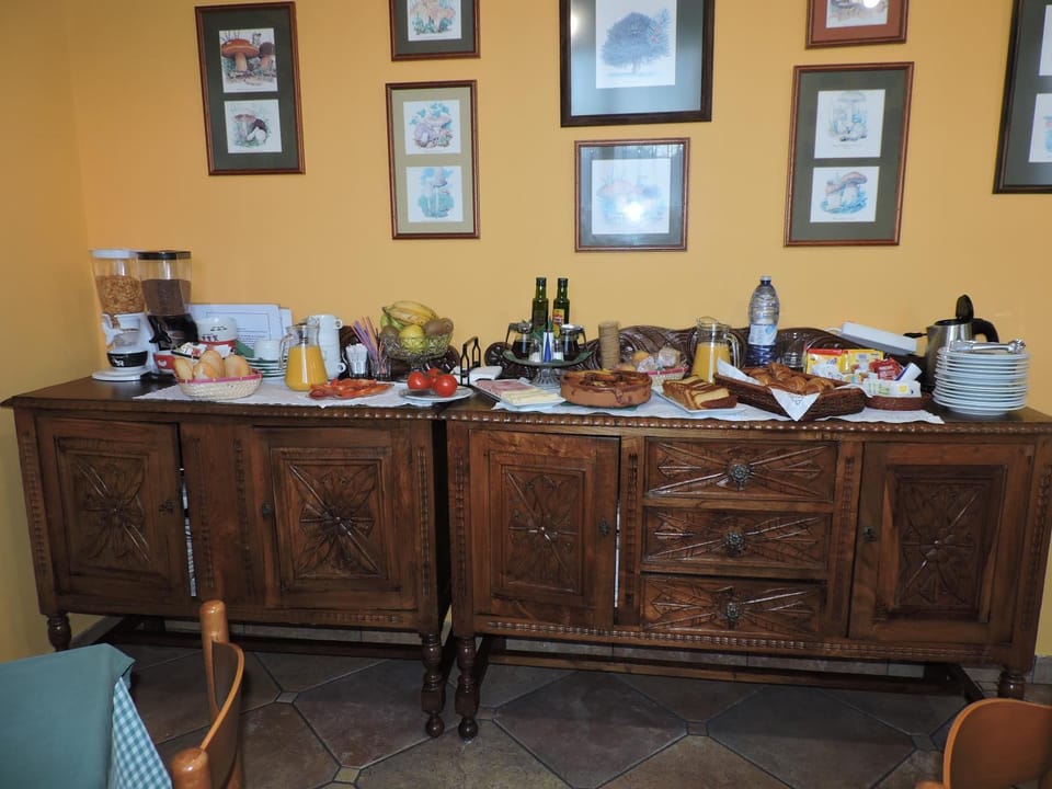Continental breakfast