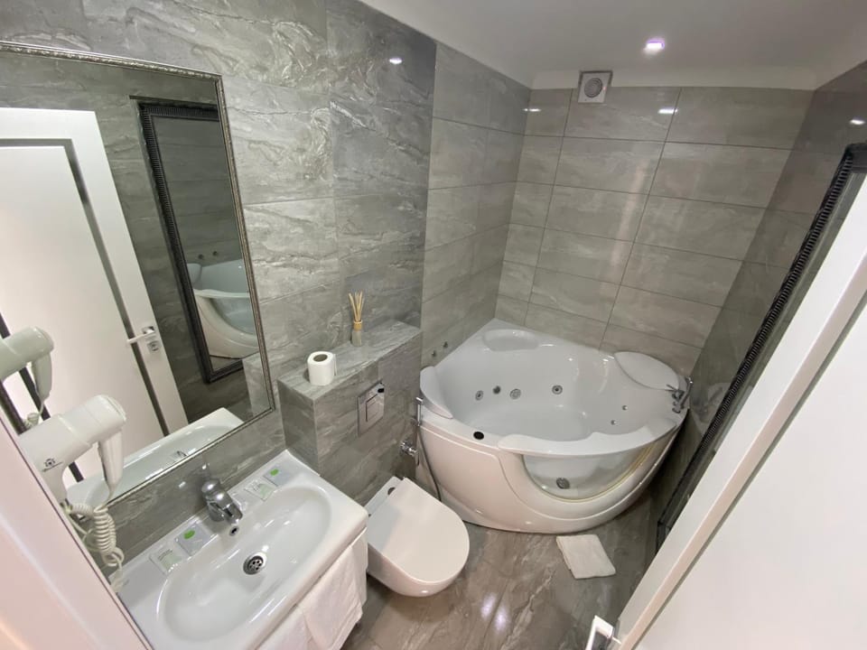 NESS готельно-ресторанний комплекс Hotel in Ukraine