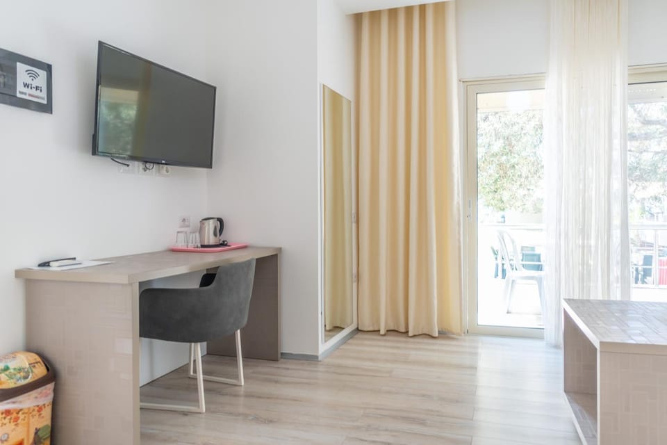 TV and multimedia, Dining area