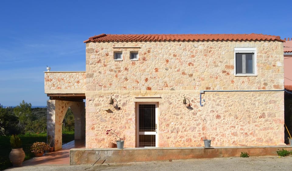 Rumpis Traditional House Country House in Crete
