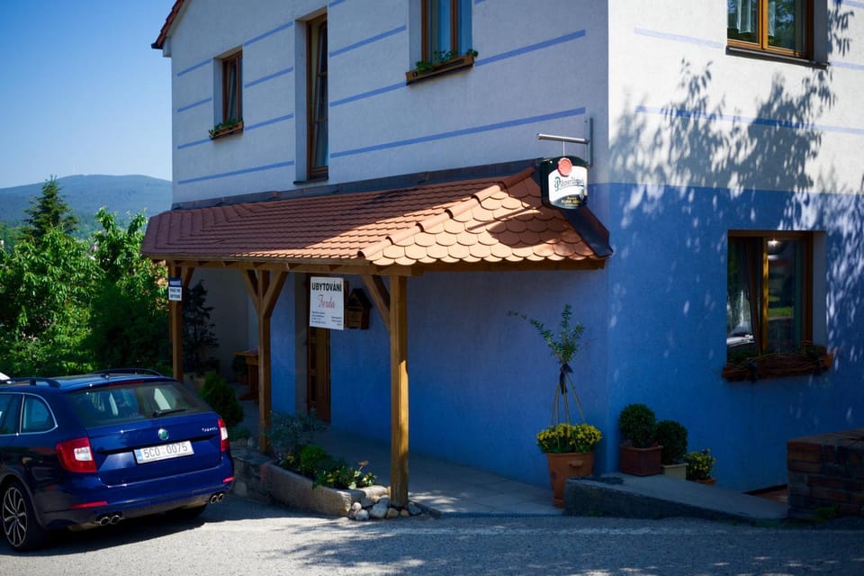 Facade/entrance, Day