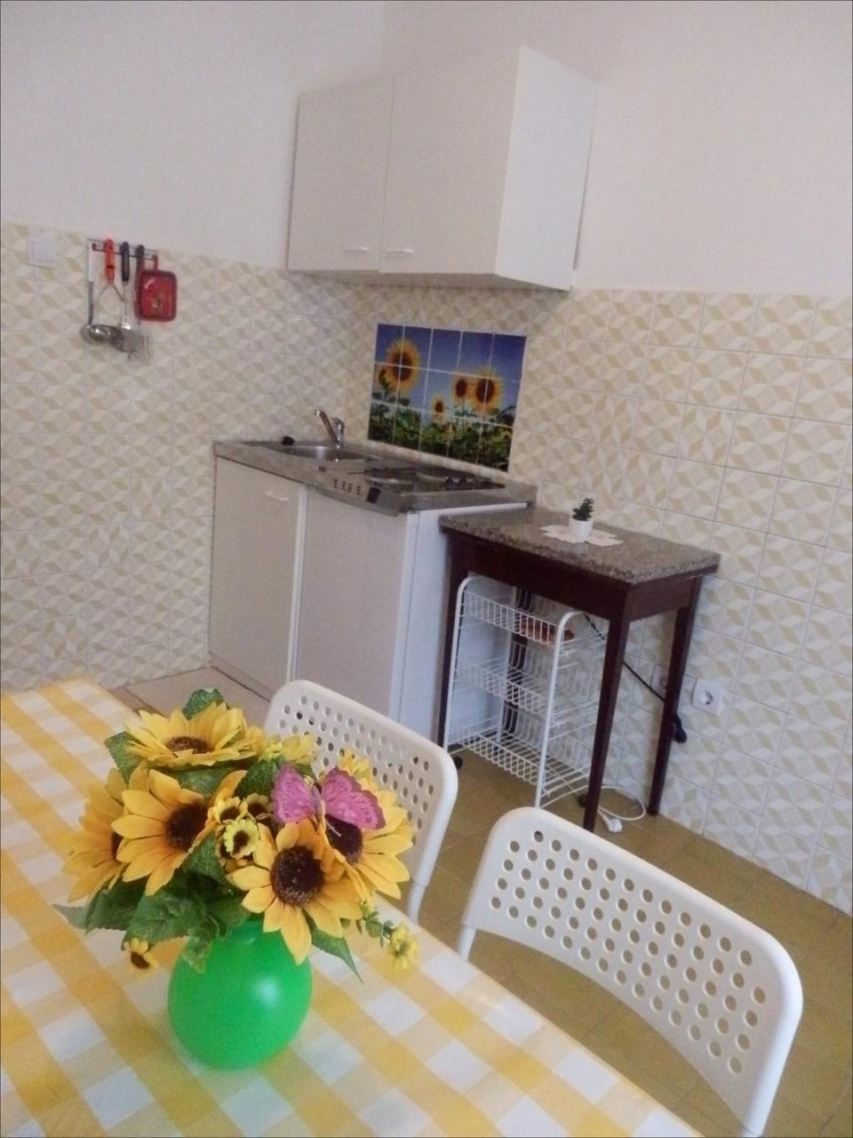 Dining area, Communal kitchen