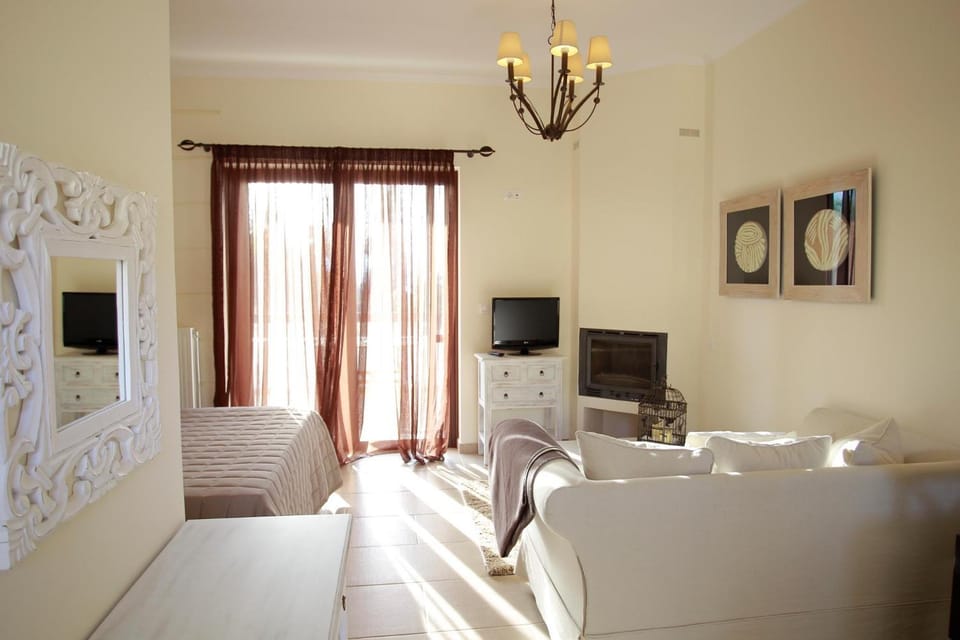 TV and multimedia, Decorative detail, Seating area