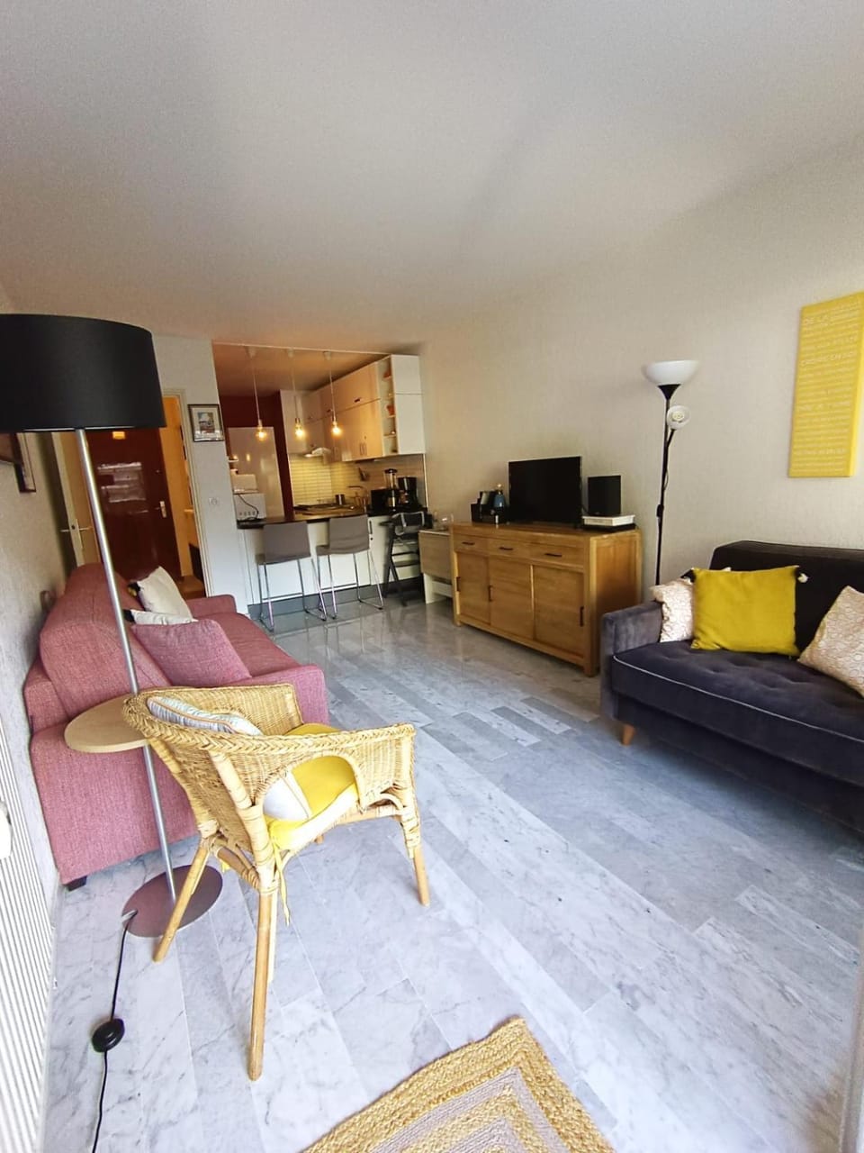 Living room, kitchen