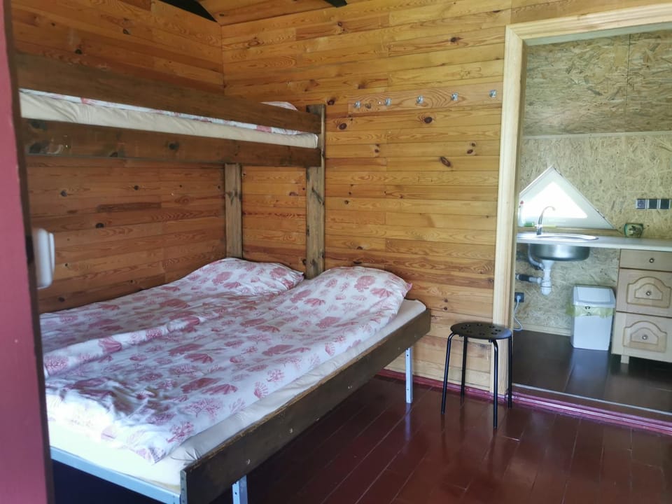 bunk bed