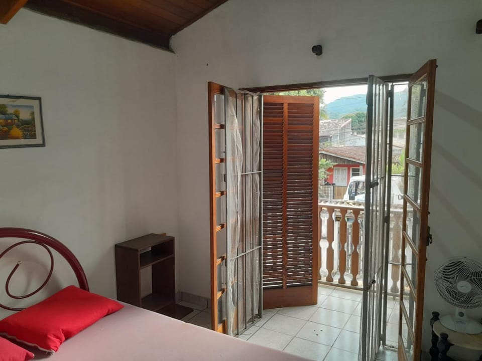 casa 2 e 4 quartos! House in Ilhabela