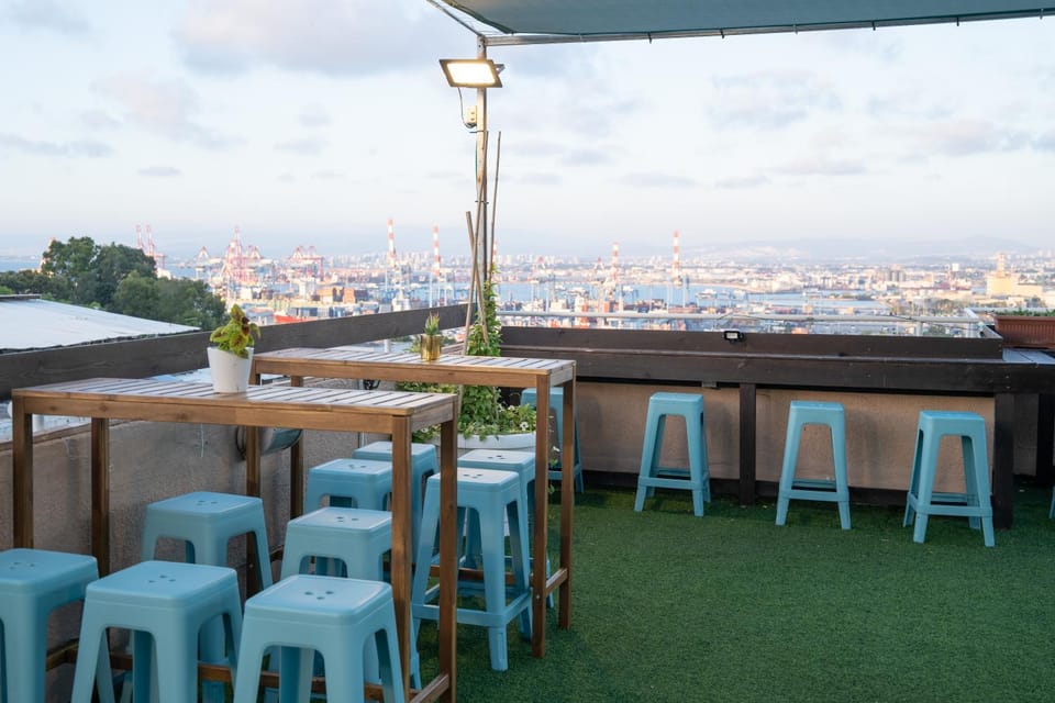 Property building, Balcony/Terrace, City view