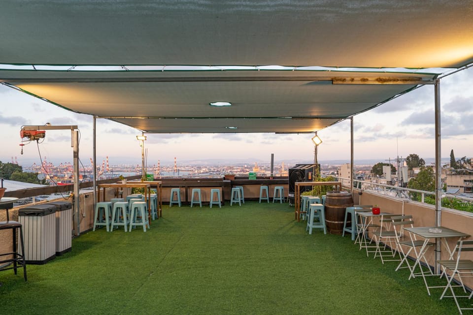 Balcony/Terrace, City view