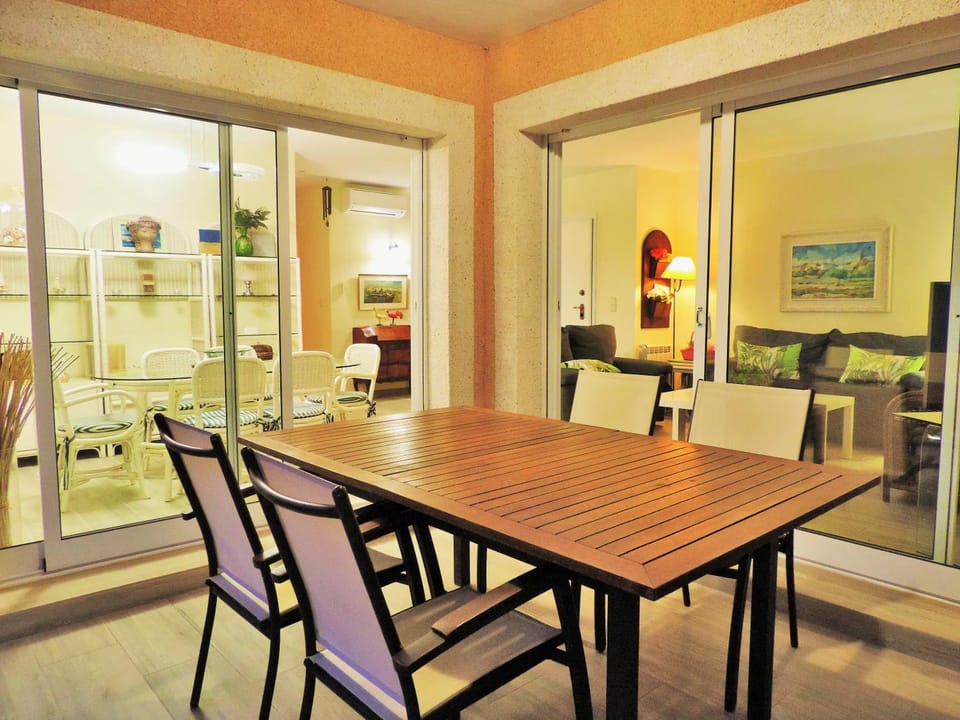 Night, Garden, Garden, Balcony/Terrace, Dining area