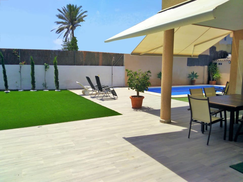 Patio, Garden, Balcony/Terrace, Bedroom, Area and facilities, Swimming pool