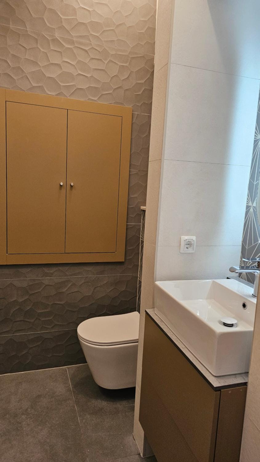 Toilet, Bathroom, Bath