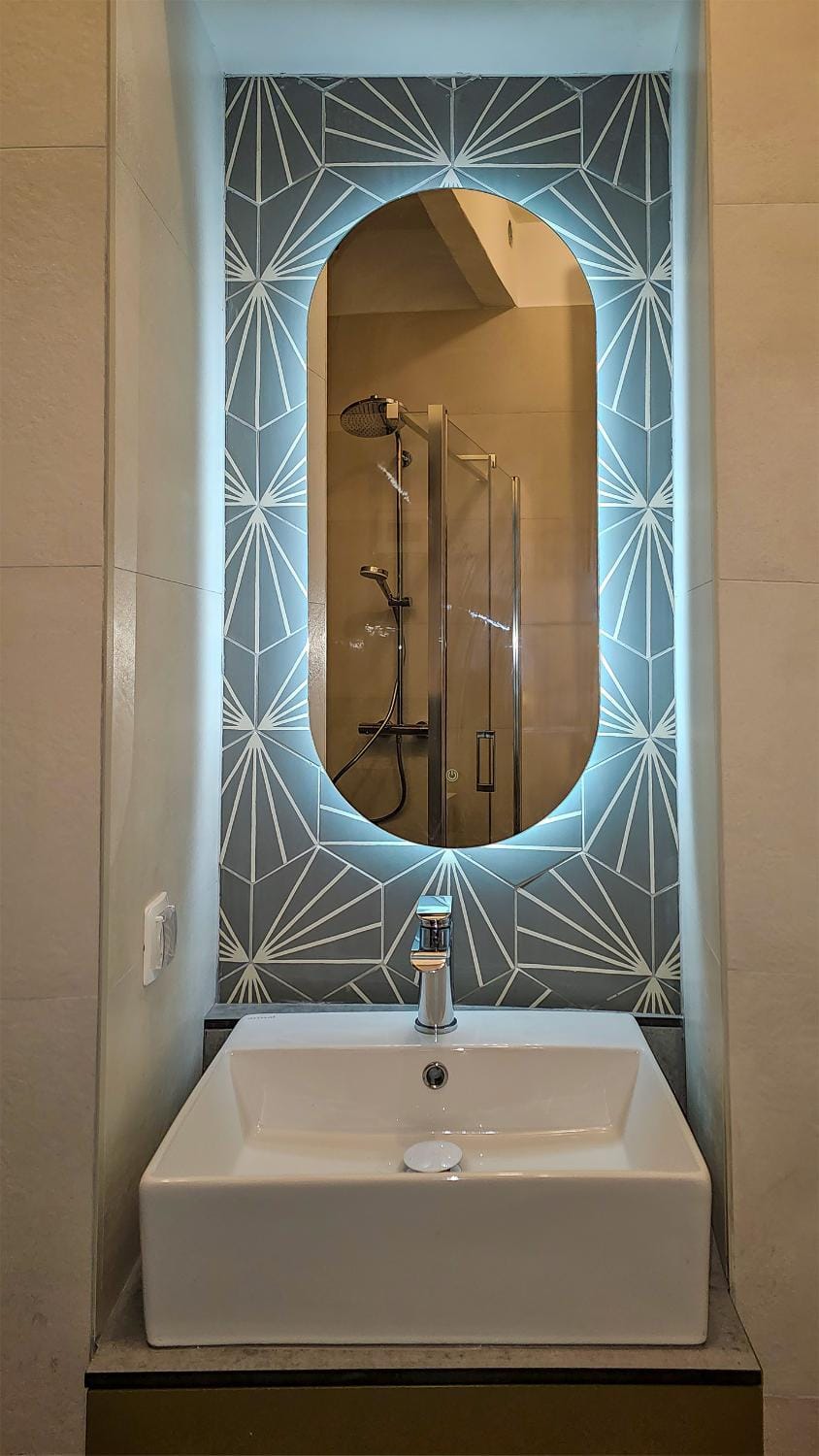 Shower, Bathroom, washing machine