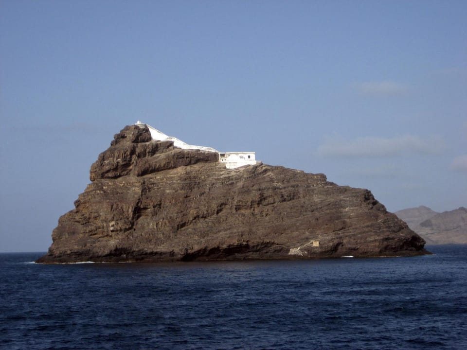 Nearby landmark, Natural landscape, Mountain view, Sea view