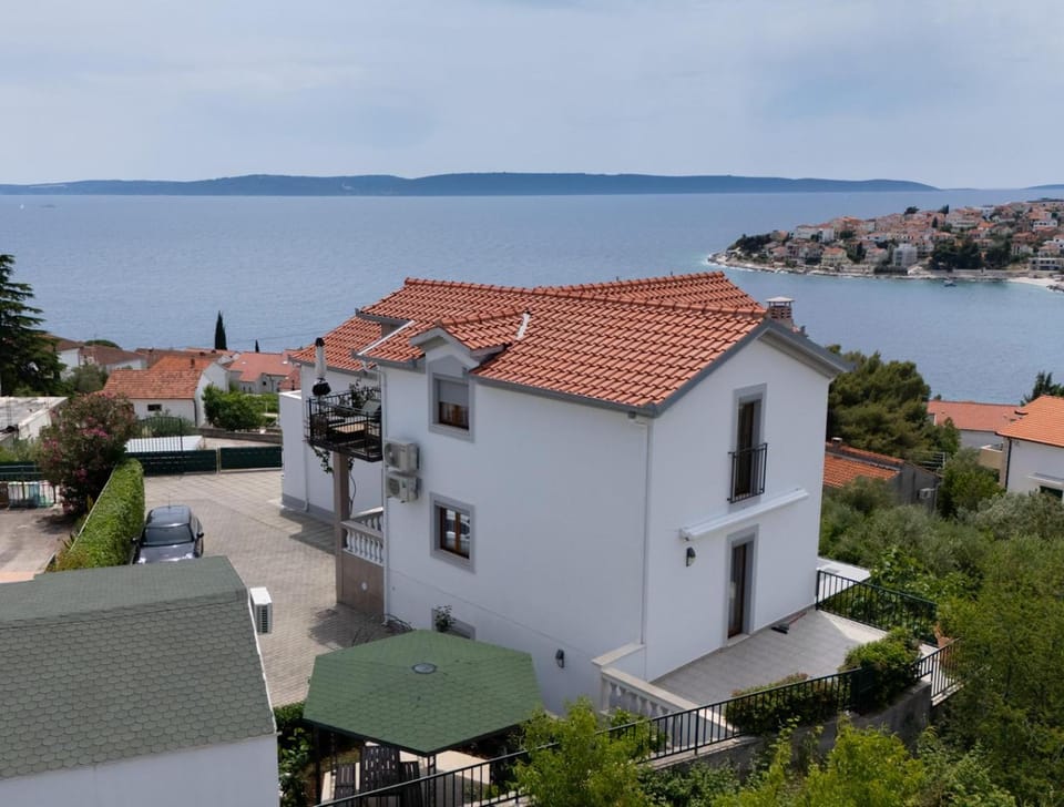 Property building, Sea view
