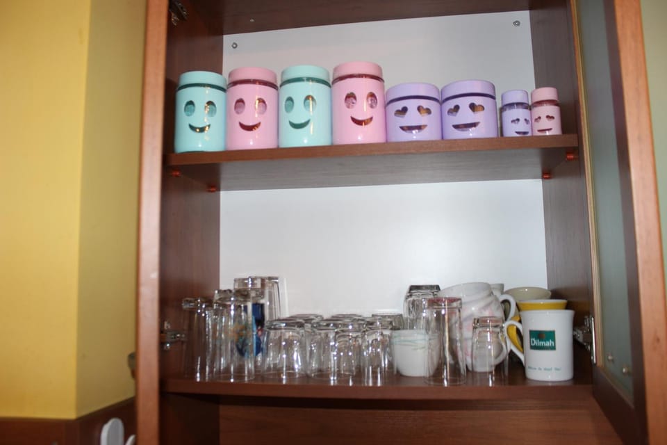 Coffee/tea facilities, Kitchen or kitchenette