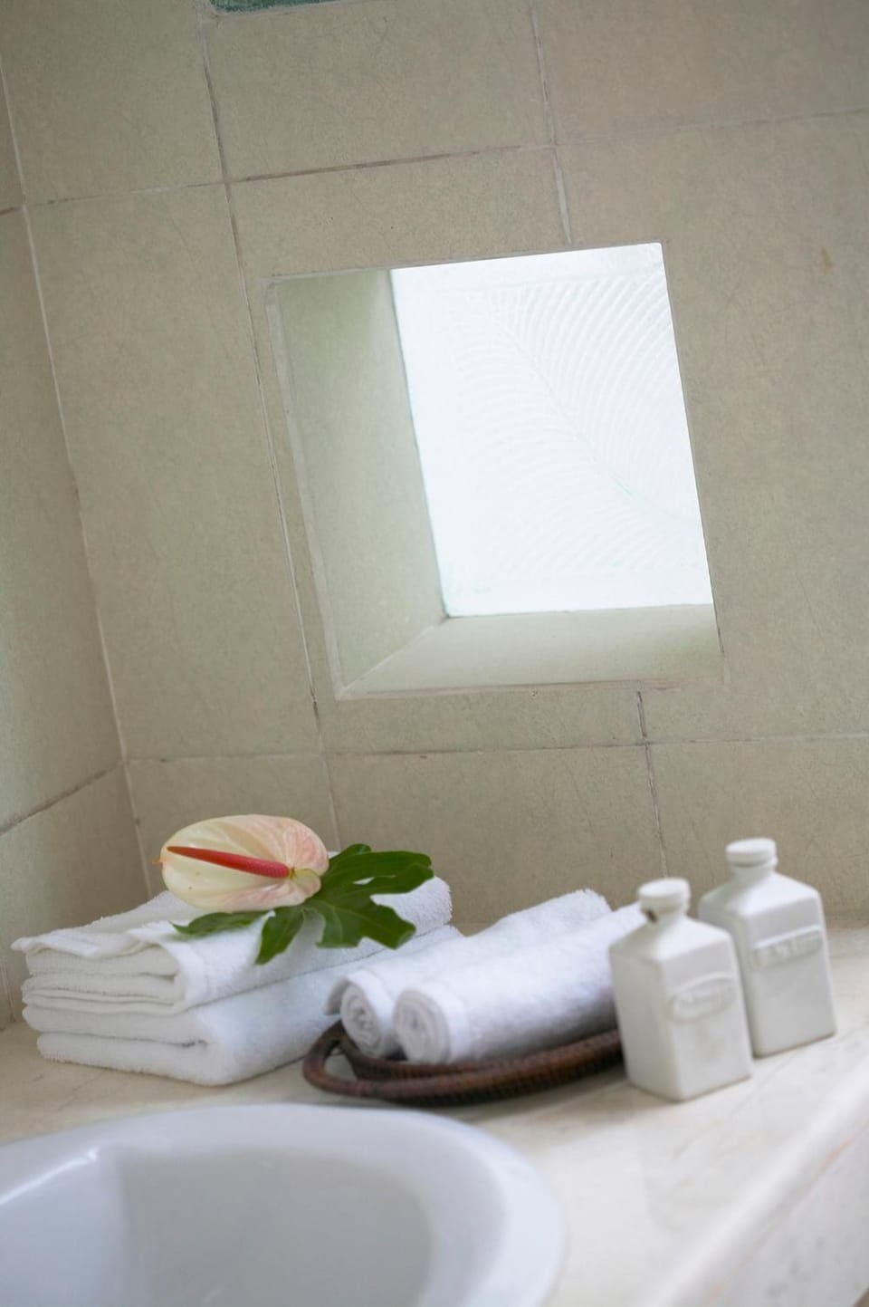 Bathroom, towels