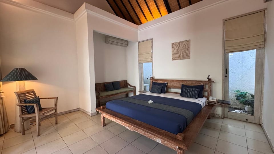 Bed, Bedroom, air conditioner