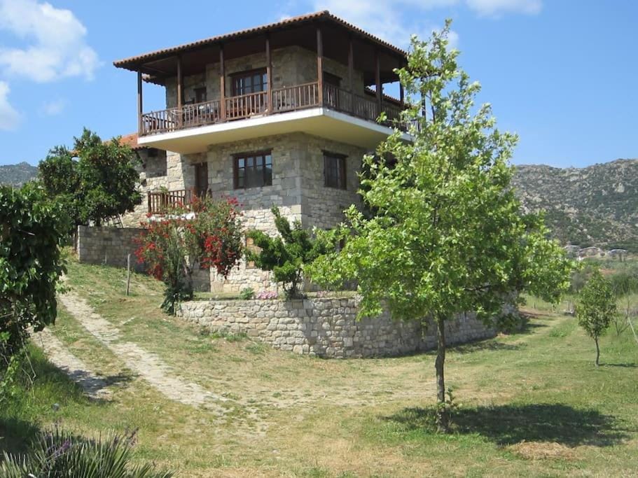 Τhanassis house Apartment in Halkidiki