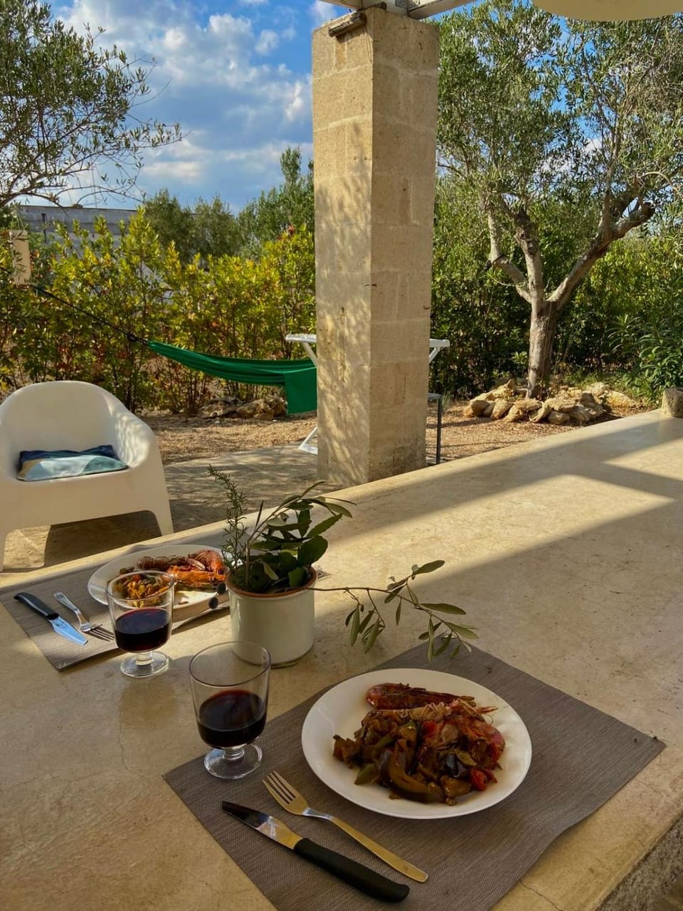 Patio, Dining area