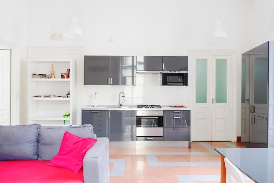 Kitchen or kitchenette, Living room