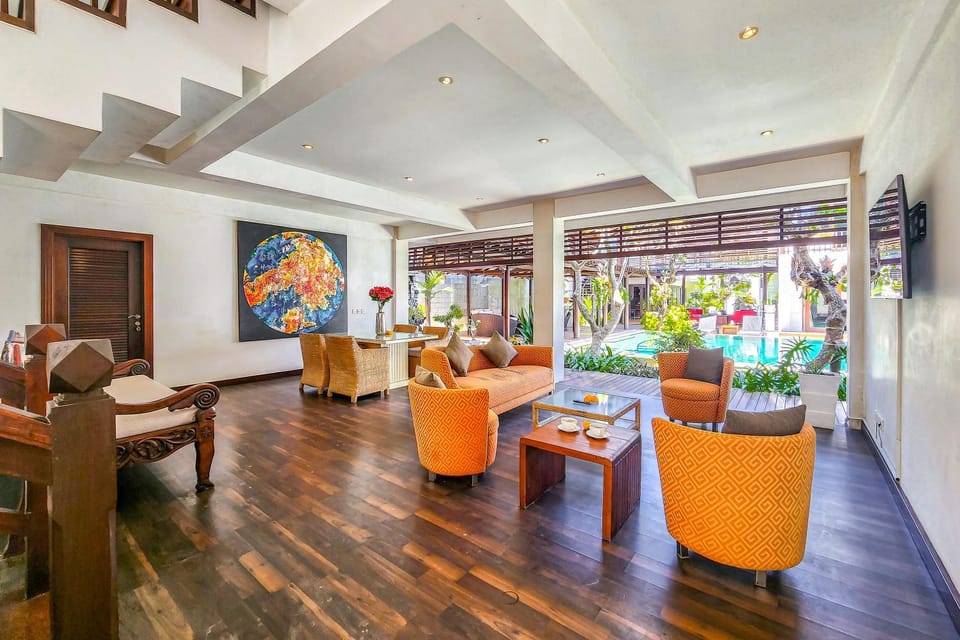 Property building, Seating area
