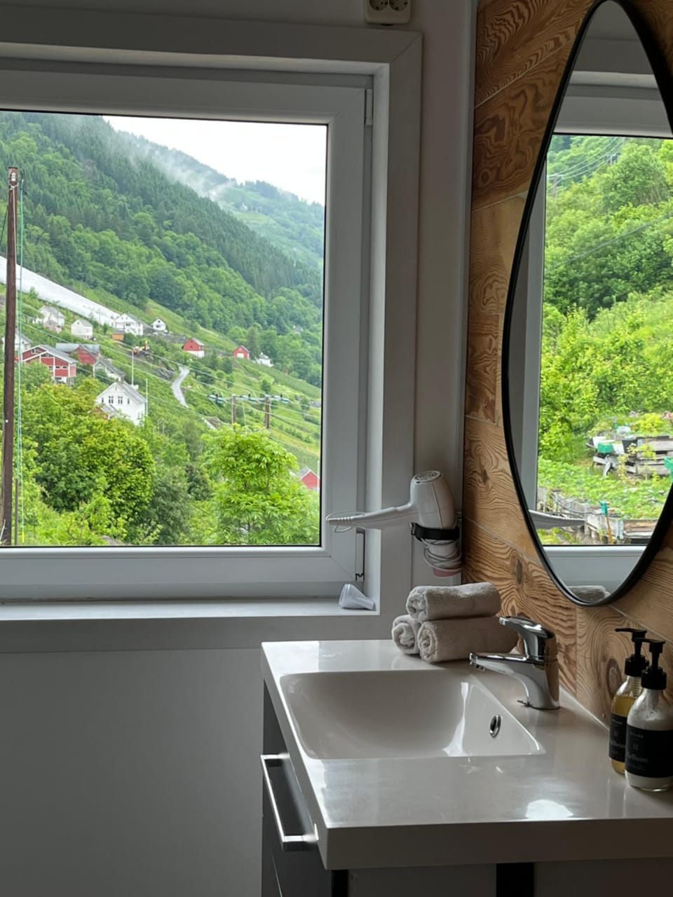 Fjord House Hardanger Farm Stay in Vestland