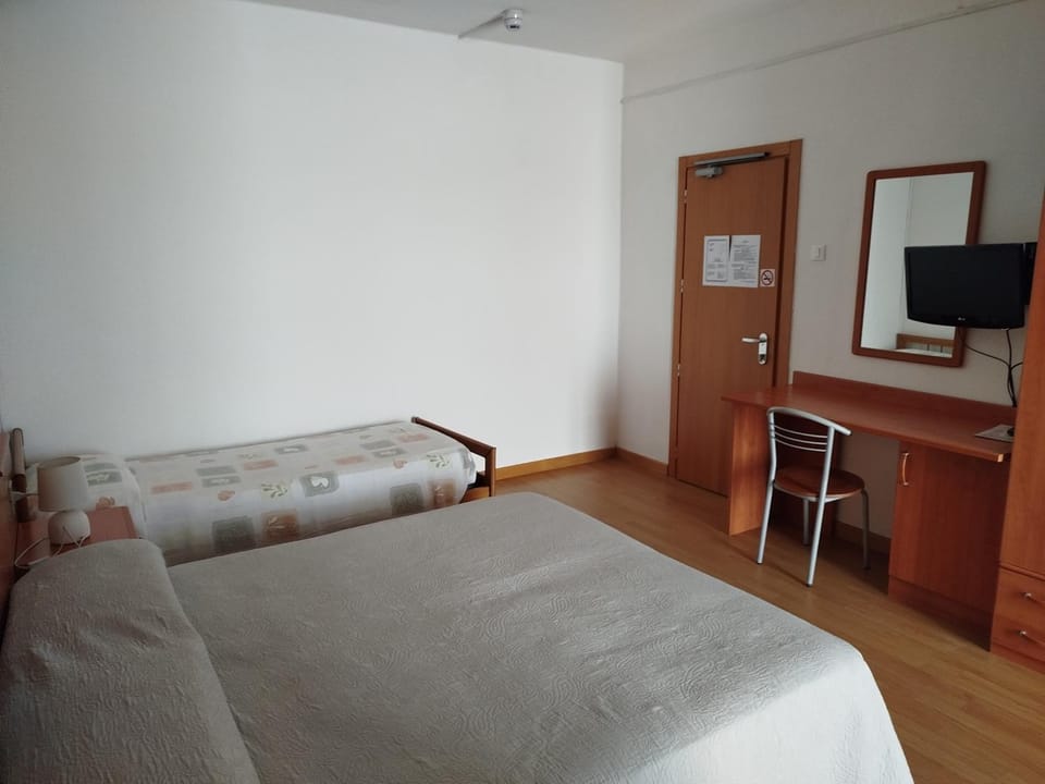 TV and multimedia, Photo of the whole room