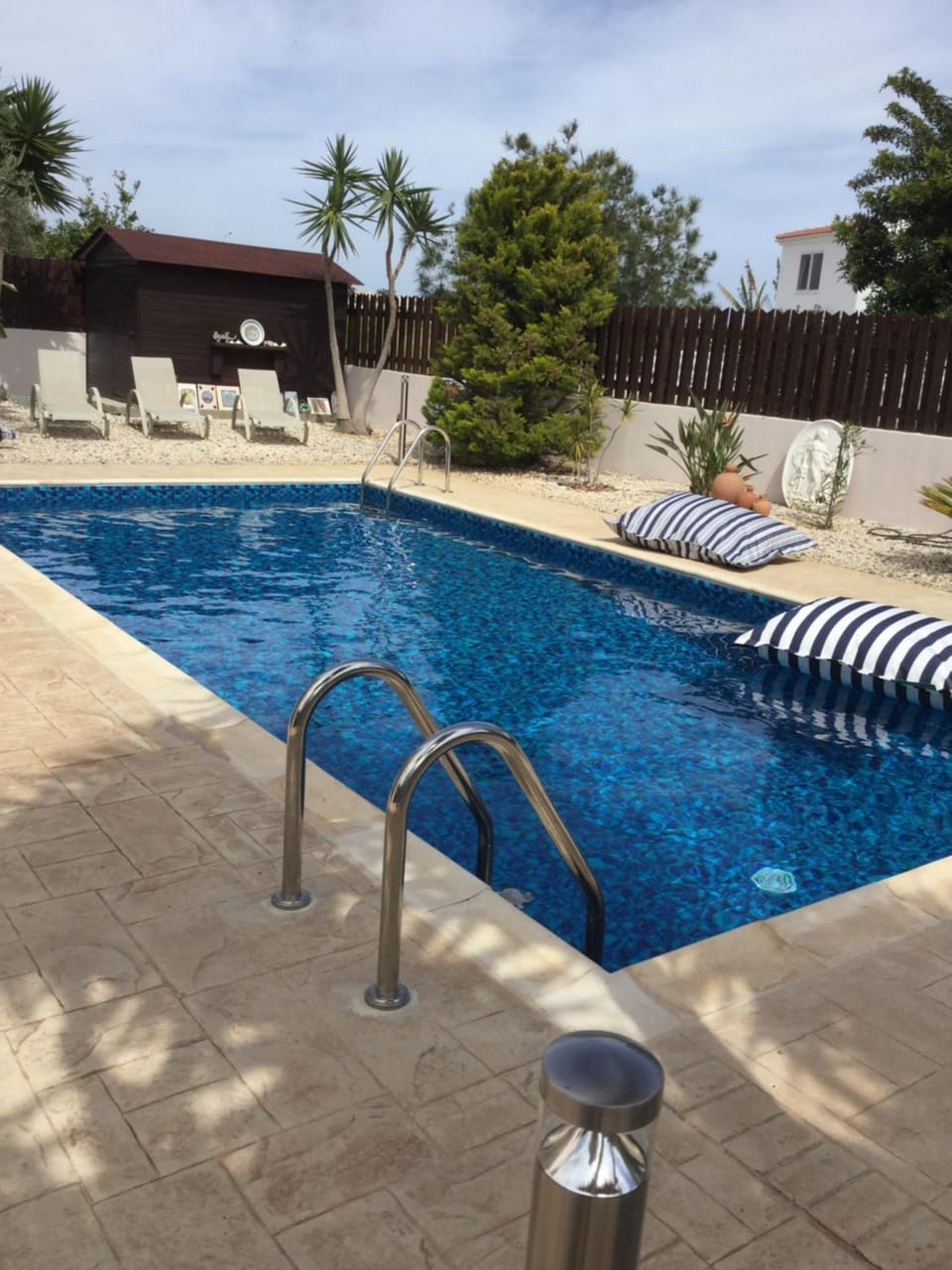 Day, Pool view, Swimming pool, sunbed