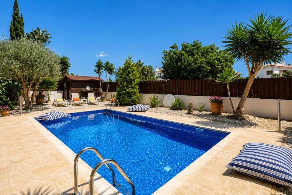 Garden view, Swimming pool