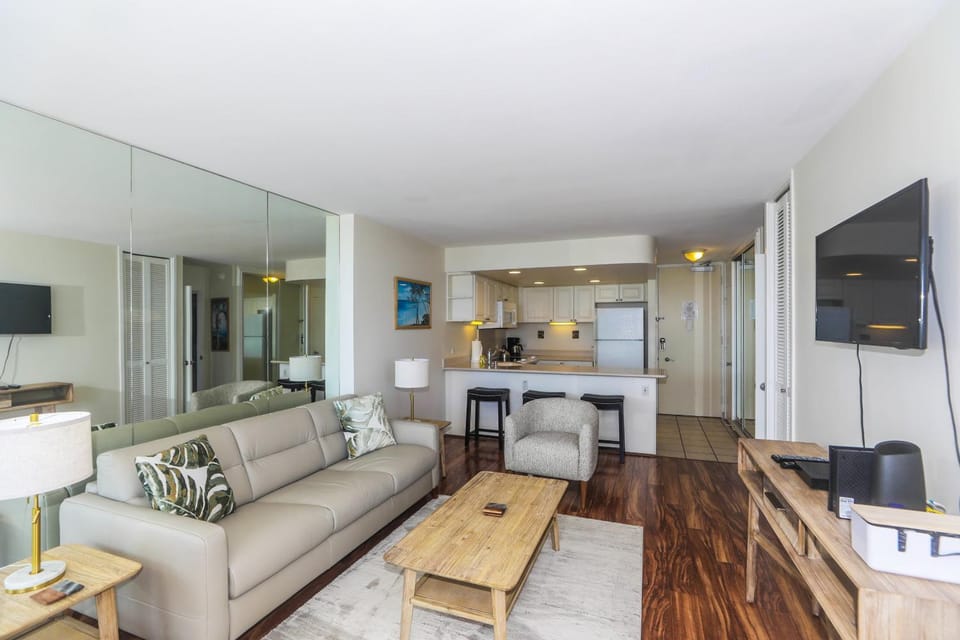 Ilikai Marina 382 House in Honolulu