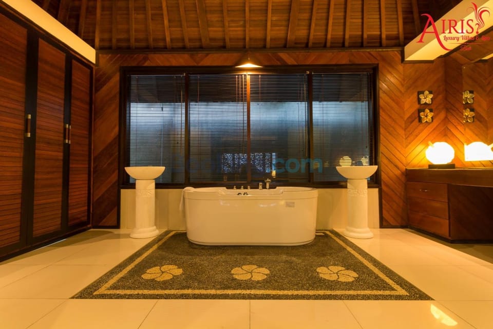 Bathroom, Bath