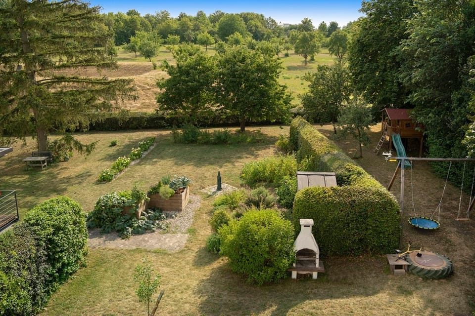 Garden, Garden view