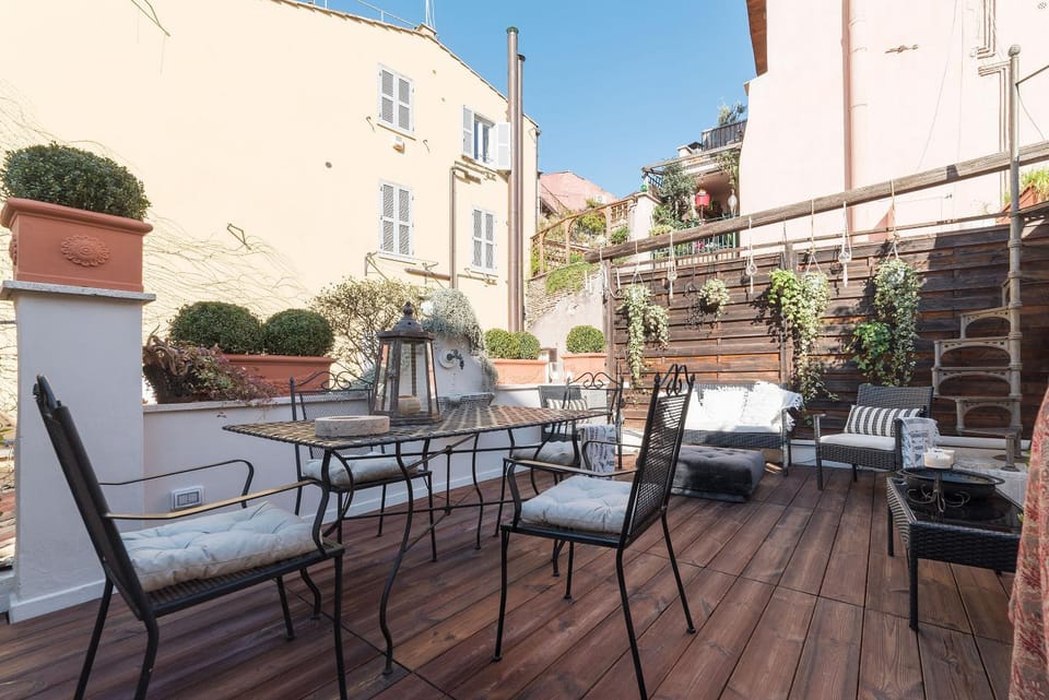 Loft&Terrace - Elevated Elegance at Navona Apartment in Rome
