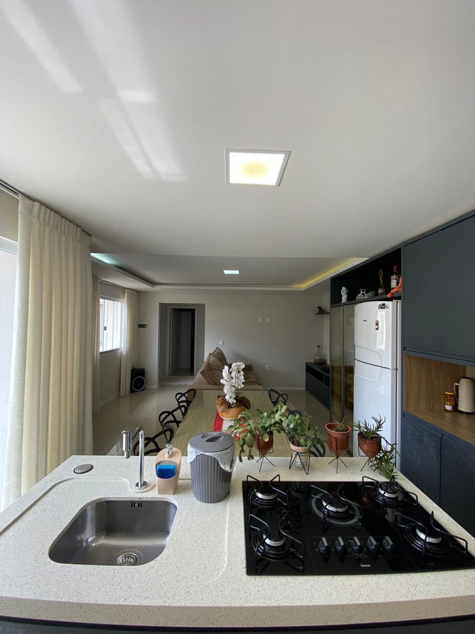 Kitchen or kitchenette, Dining area, minibar, pet friendly, stove