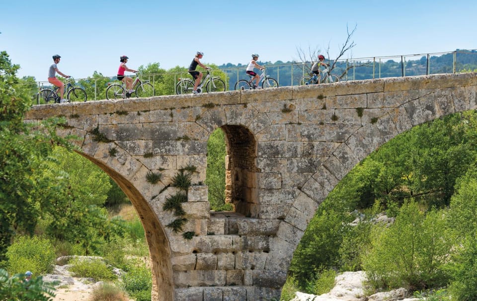 Nearby landmark, Natural landscape, Cycling, Entertainment