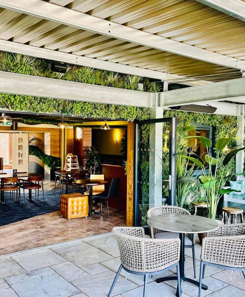 Lounge or bar