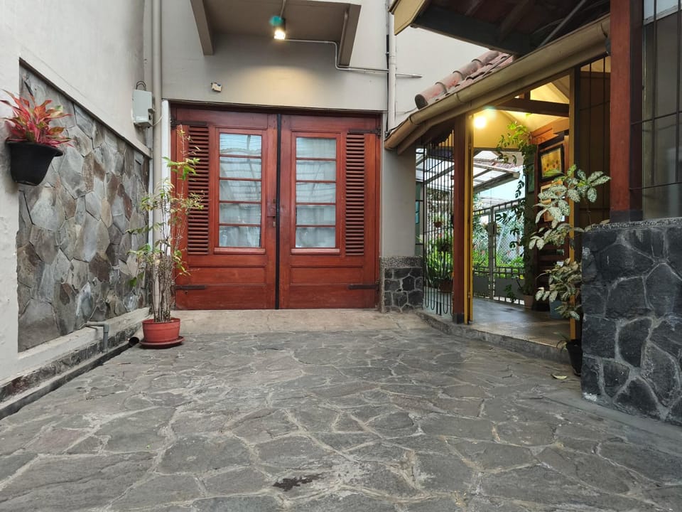 De Riau Guesthouse Bed and Breakfast in Bandung