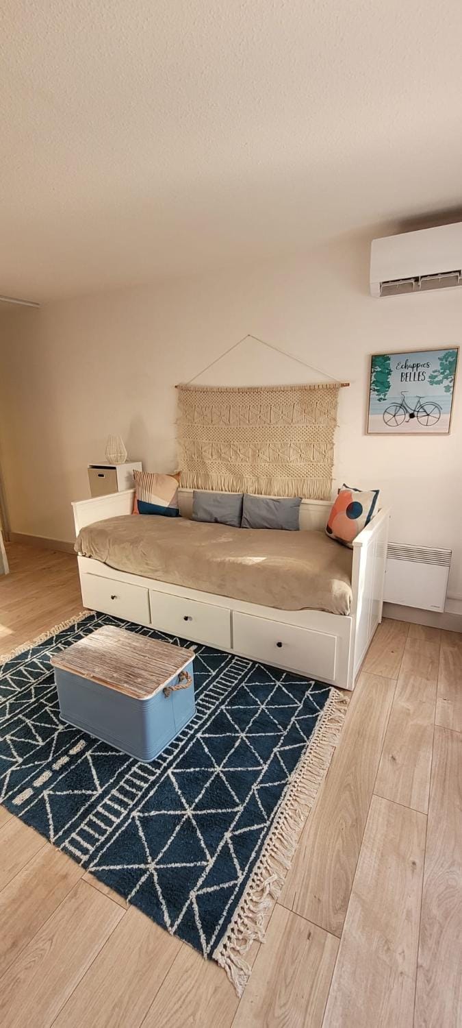 Le Studio Ombragé Apartment in Occitanie