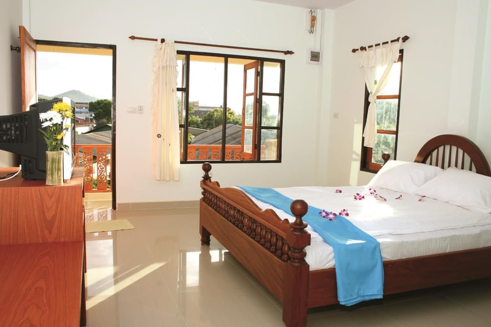 View (from property/room), Balcony/Terrace, Photo of the whole room
