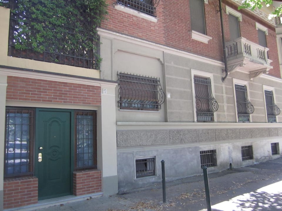 Property building, Facade/entrance