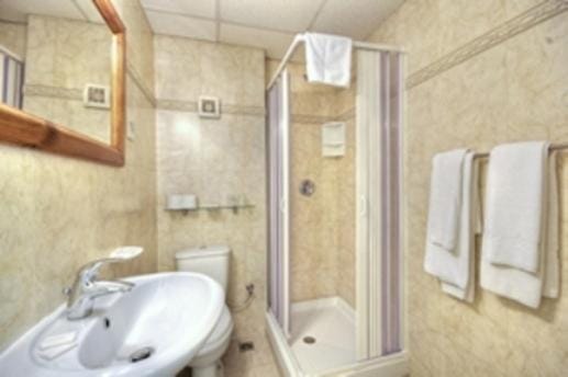 Bathroom, Bath