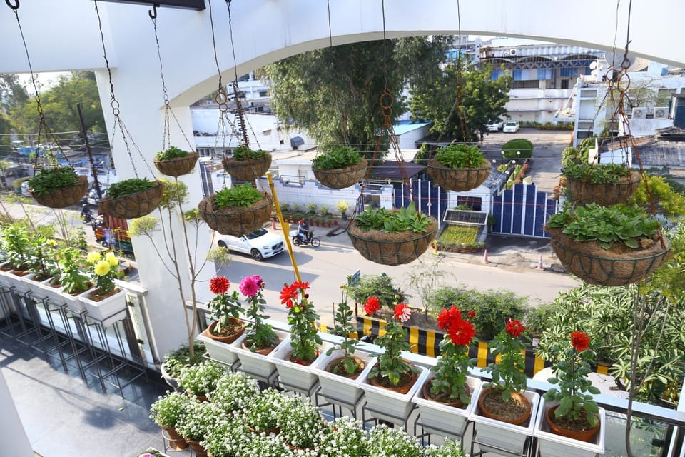 joerose villa Bed and Breakfast in Noida